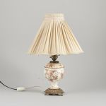 1385 7496 TABLE LAMP
